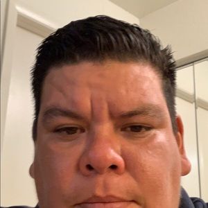 Meet your Posher, Carlos